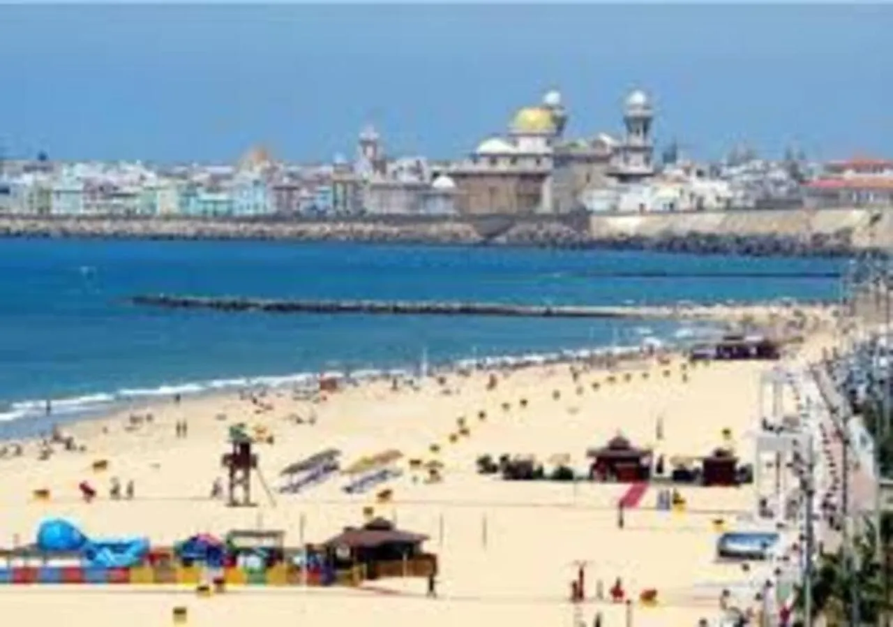 Paseo Maritimo De Cadiz Apartment